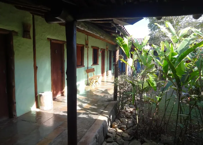 Pousada Das Candeias-café da manhã incluso Carrancas